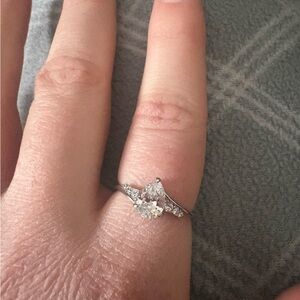 Charmed aroma size 8 ring NWT